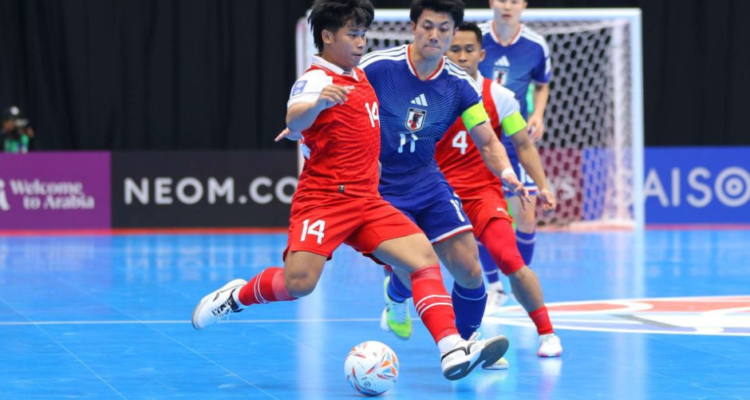 biru dan emas modern minimalis selamat hari buruh nasional facebook post (1) Futsal